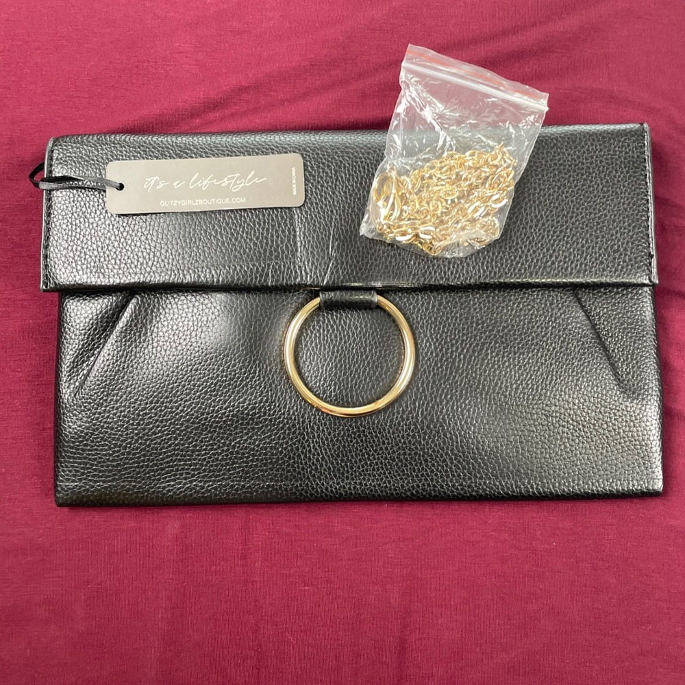Glitzy Girl Boutique Black Pebbled Faux Leather Ring Clutch Bag BAG009-BLK NWT - Picture 2 of 5